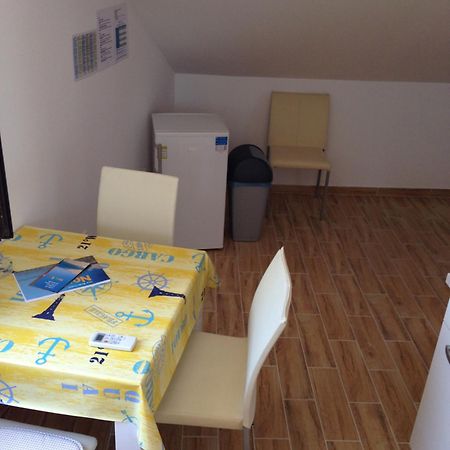 Novalja City Central Apartments Exterior foto